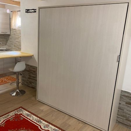 Apartmán Monolocale Indipendente Nel Quartiere Residenziale Genneruxi Cagliari Exteriér fotografie